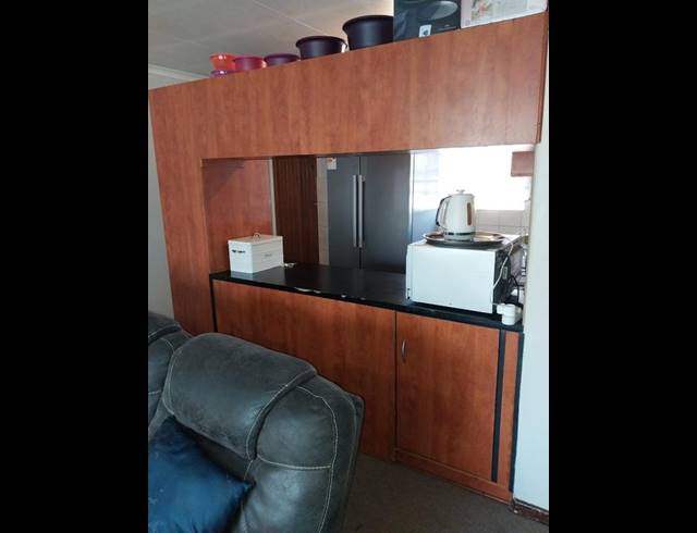 3 BEDROOM APARTMENT FOR SALE IN BOKSBURG WEST